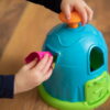 Fat Brain Toys Fabryka Kształtów Sorter - obrazek 17