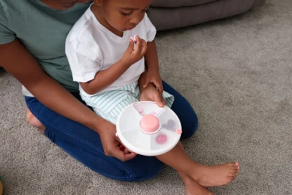 GOBE SNACK SPINNER pojemnik na przekąski Coral Pink - obrazek 8