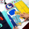 OMY Montessori Miękka książka aktywizująca - Mój dzień - obrazek 4