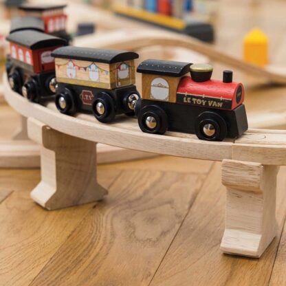 Le Toy Van Drewniana kolejka City zestaw 120 elementów - obrazek 3