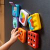 Fat Brain Toys PlayTab Sensoryczne Kwadraty Zestaw 2 z Biało-Czarnymi Kuleczkami - obrazek 6