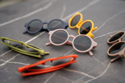 Filibabba Dziecięce okulary przeciwsłoneczne (1-3 l) UV400 Bleached Mauve - obrazek 7