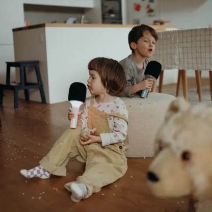 Kidywolf Świecący mikrofon KIDYMIC Różowy - obrazek 3