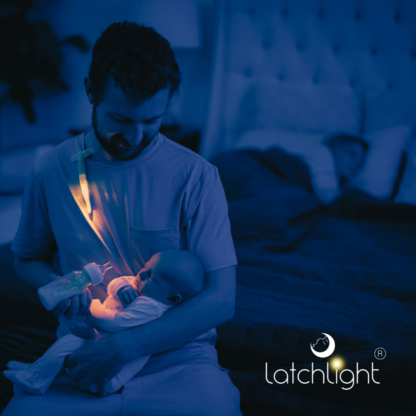 LatchLight Innowacyjna lampka nocna nie zaburzająca fazy snu, przenośna, z klipsem i światłem kierunkowym - obrazek 14