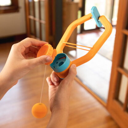 Fat Brain Toys Door Pong – Ping Pong bez Stołu - obrazek 8