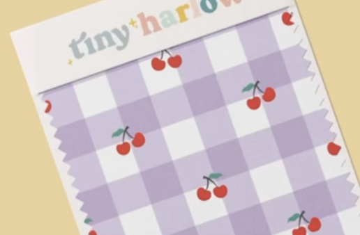 Tiny Harlow Nosidełko dla lalki Lilac Cherry - obrazek 4
