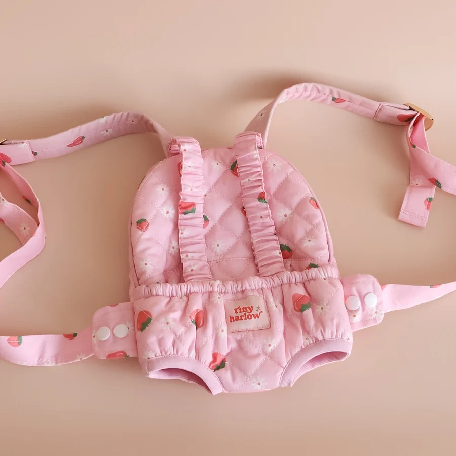 Tiny Harlow Nosidełko dla lalki Strawberry - obrazek 8