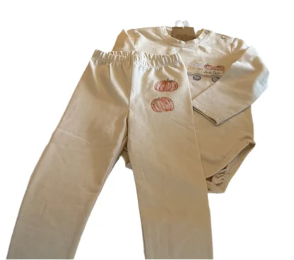 Ladebebe Komplet Body + legginsy ciężarówka z dyniami - obrazek 3