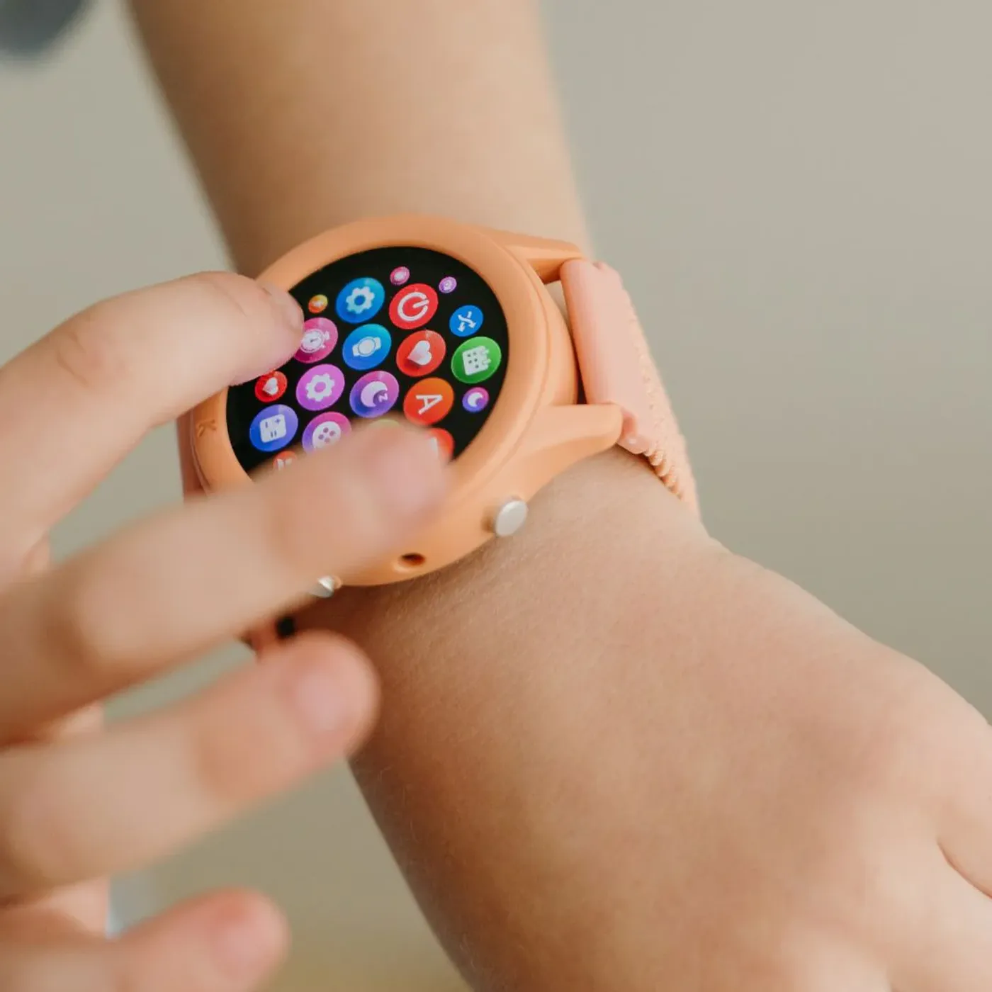 Kidywolf Smartwatch K-Watch koralowy - obrazek 8