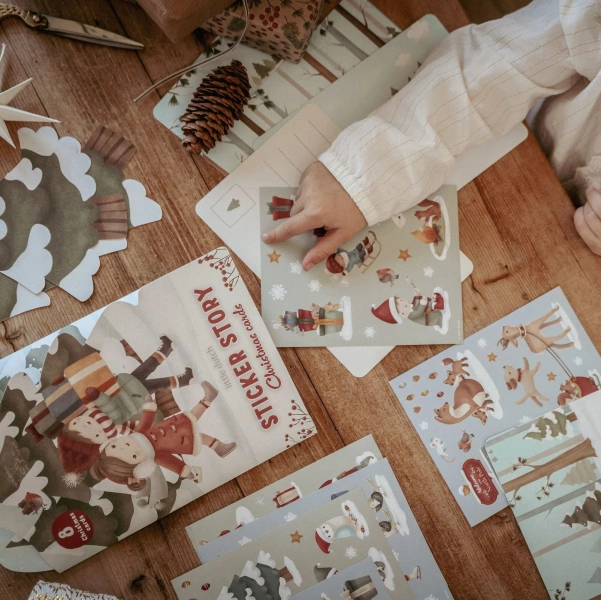 Little dutch Świąteczna opowieść - naklejki z planszami - obrazek 4