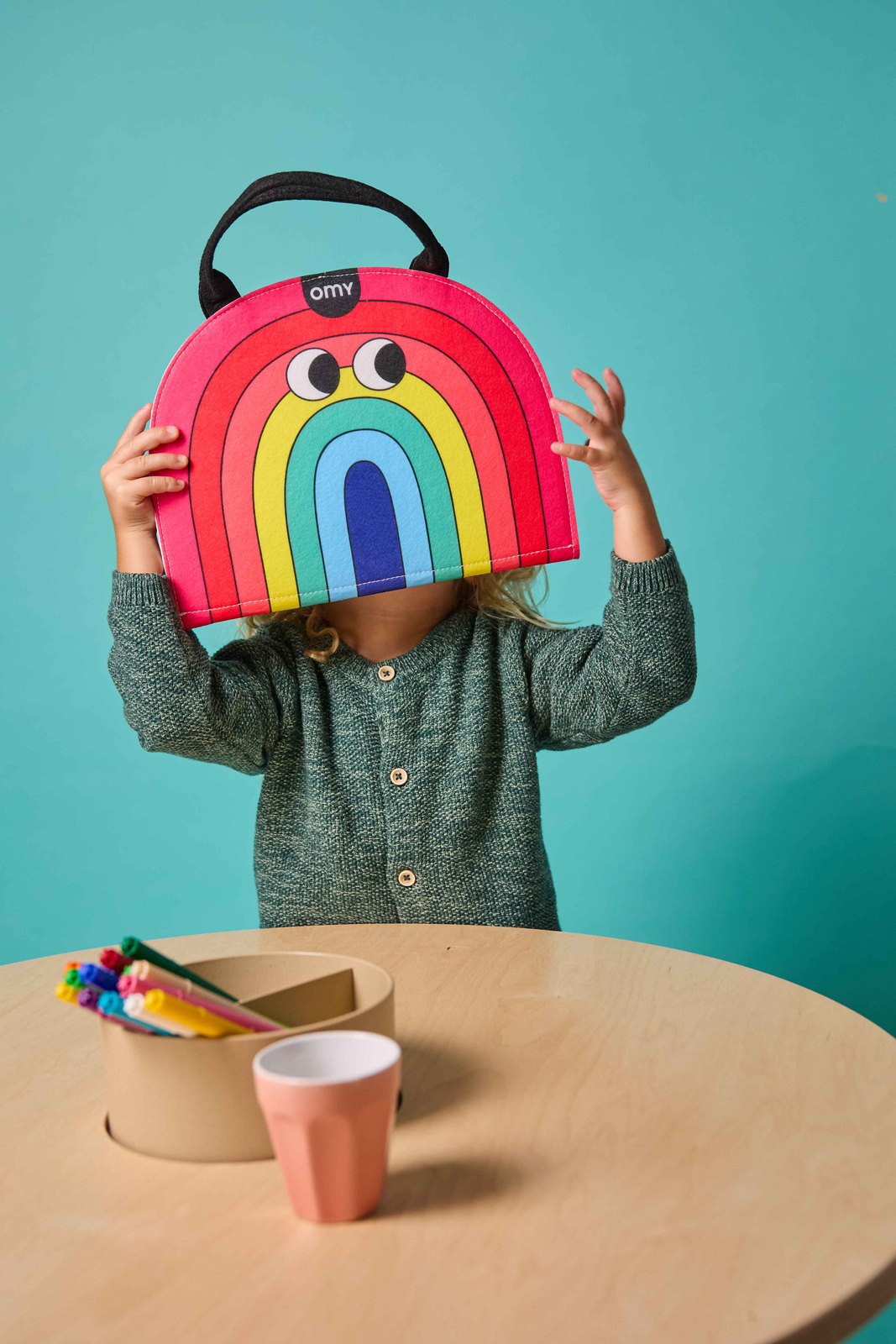 OMY MONTESSORI Miękka książka aktuwizująca KSZTAŁTY I KOLORY - obrazek 8